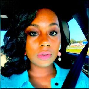 Meet your Posher, Keya